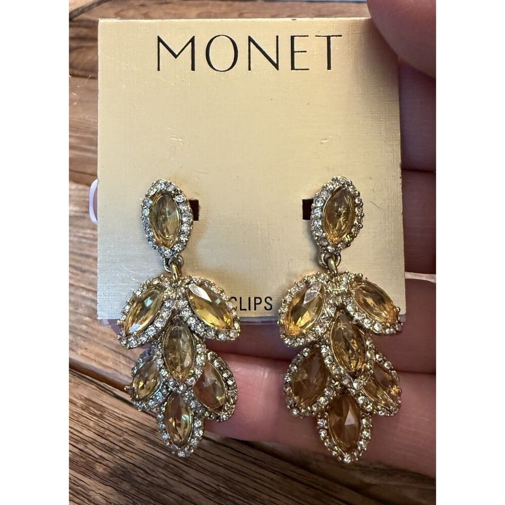 Monet Vintage Clip-On Cluster Leaf Earrings Golden Yellow Drop Gold Tone Dangle